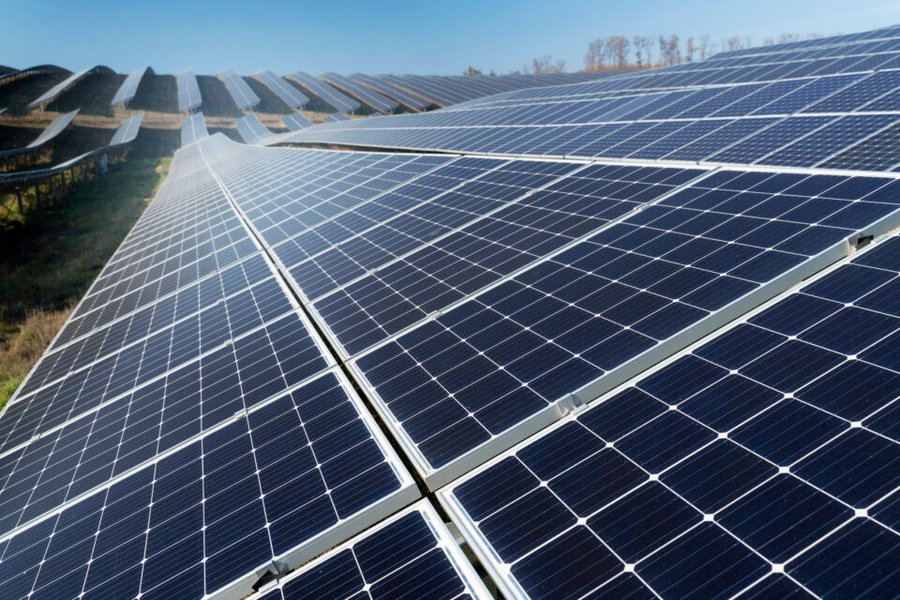 Maximizing Your ROI: Tips for Solar Panel Maintenance and Efficiency
