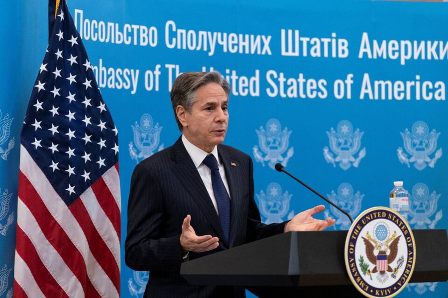 Attacks in Ukraine Claimed at Least Seven Lives; Blinken, NATO Chief, Warns About Reduction in US Assistance to Kiev